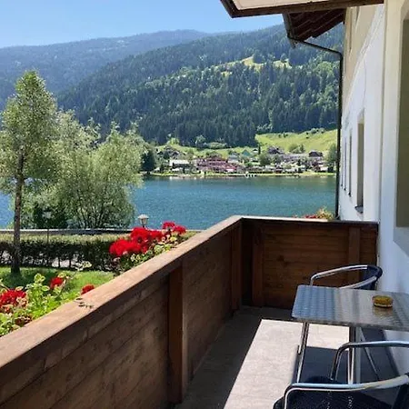 Seebrauer In Feld Am